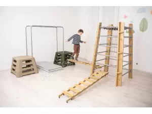 Drewniana równoważnia ze stopniami Nowa Szkoła