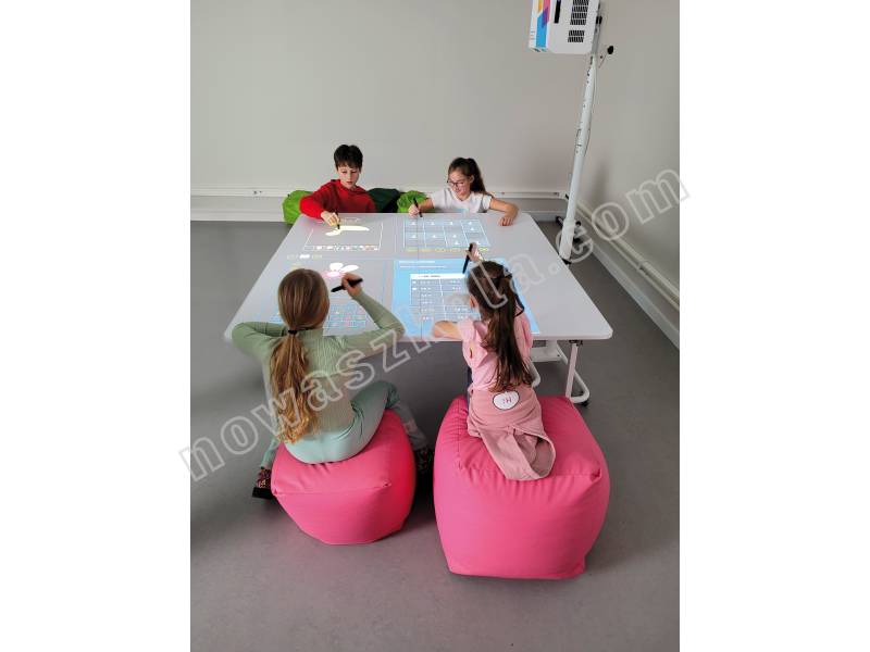 Stół - rozszerzenie do SmartFloor 2in1 Nowa Szkoła